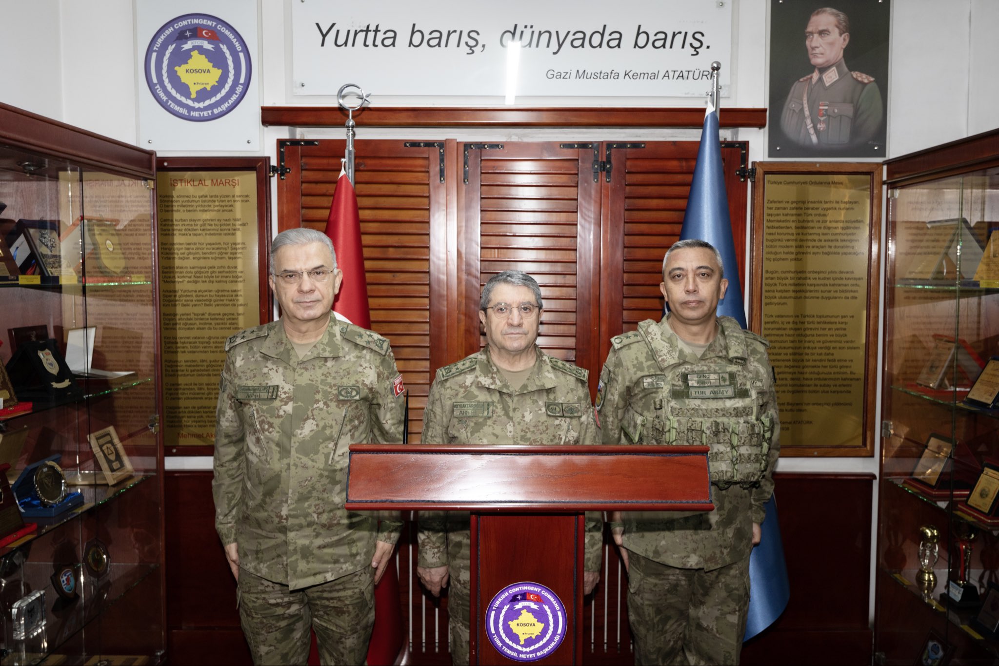 Genelkurmay Başkanı Bayraktaroğlu Kosova’da Temaslarda Bulundu