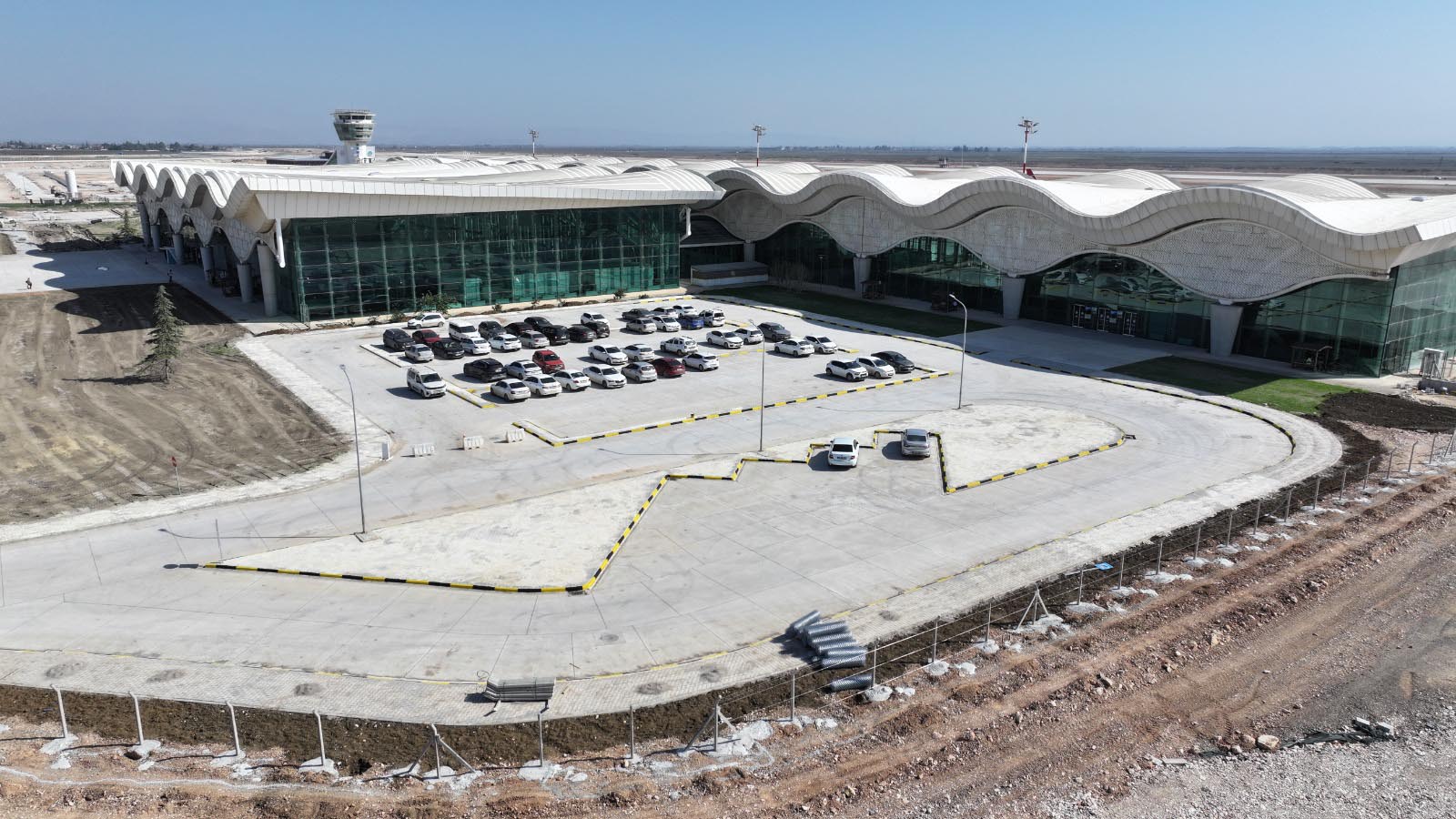 Ulaştırma Bakanı Uraloğlu’ndan Hatay Havalimanı Açıklaması: Çalışmalar 2026 Yılı Sonunda Tamamlanacak