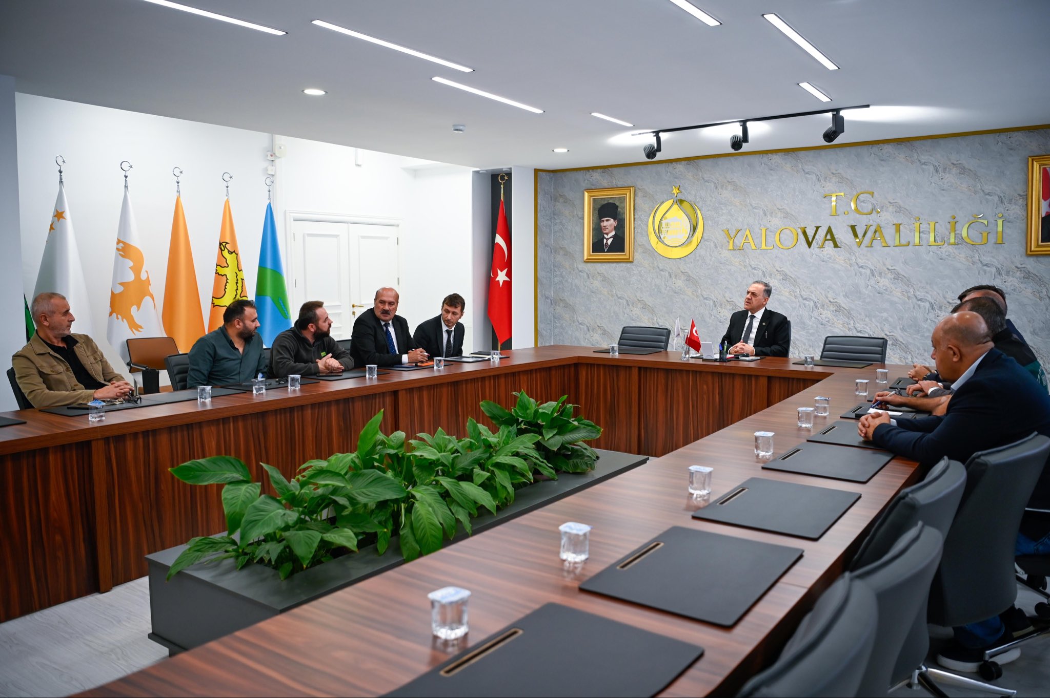 YALOVA / TEKHA Yalova Valisi