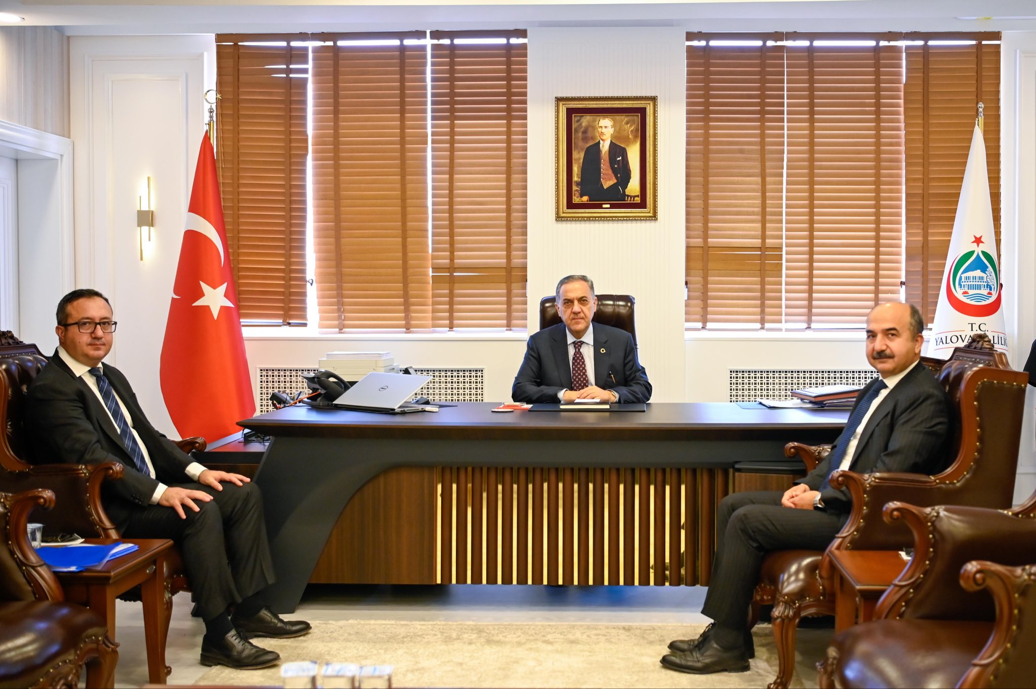 YALOVA / TEKHA Yalova Valisi