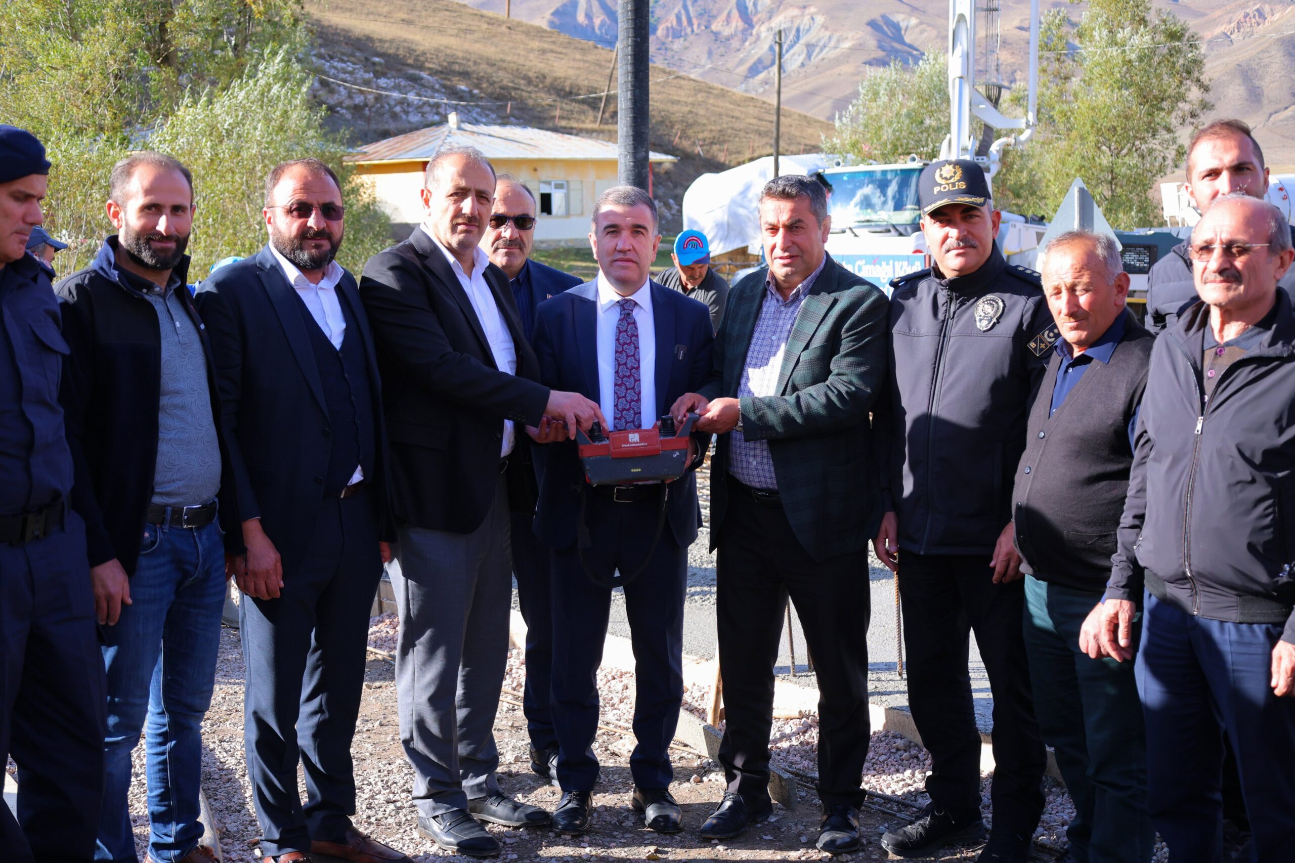 BAYBURT / TEKHA Bayburt Valisi