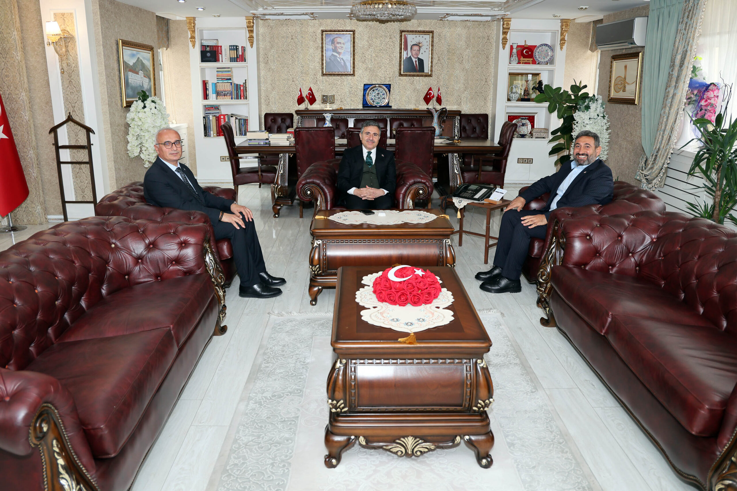 GÜMÜŞHANE / TEKHA Gümüşhane Valisi