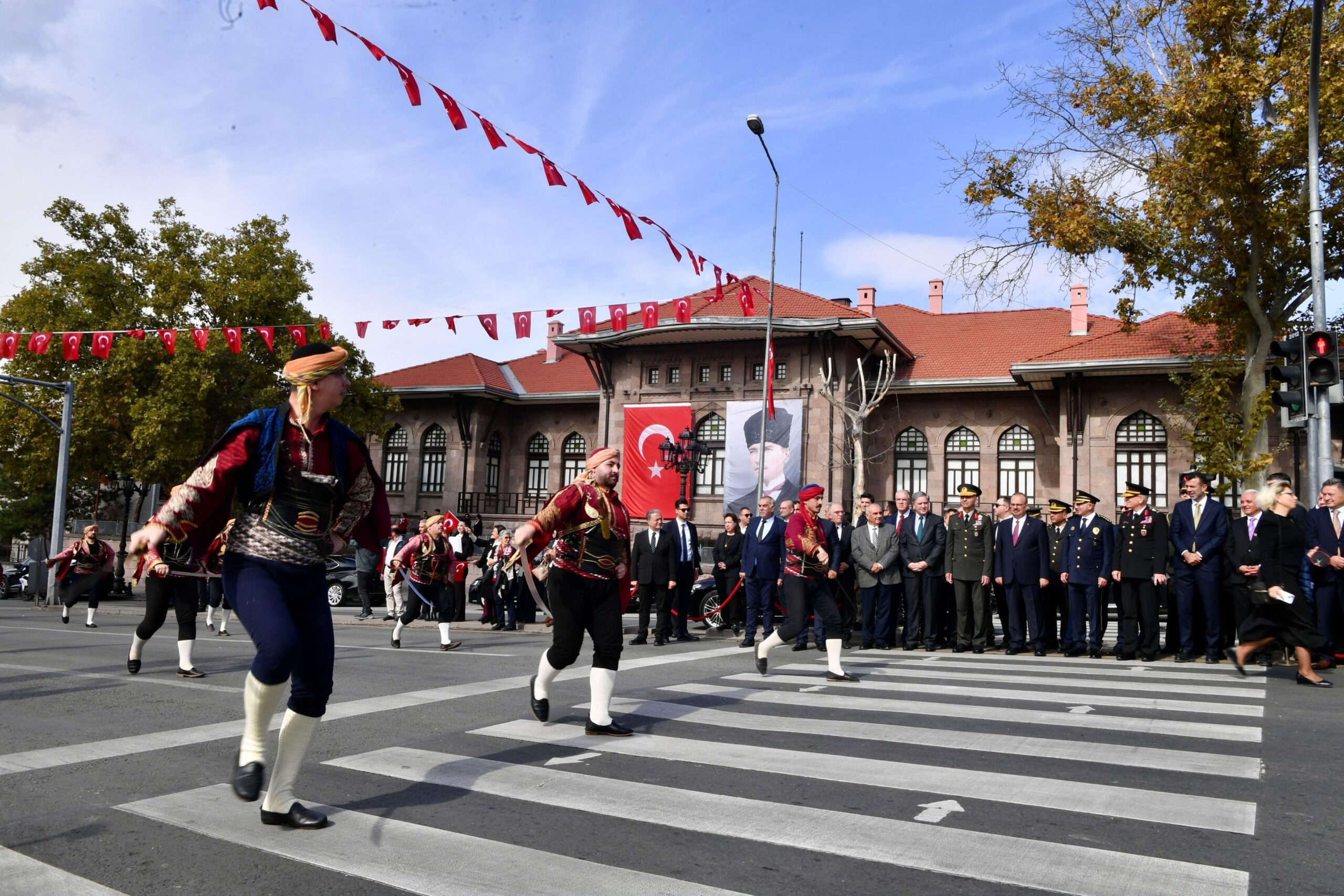 Ankara’nın Başkent Oluşunun 103. Yılında Anıtkabir’de Tören Düzenlendi