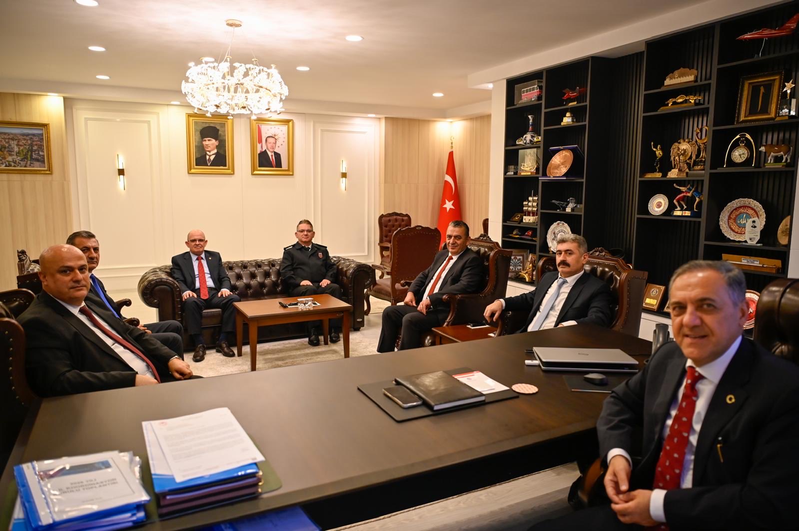 YALOVA / TEKHA Yalova Valisi