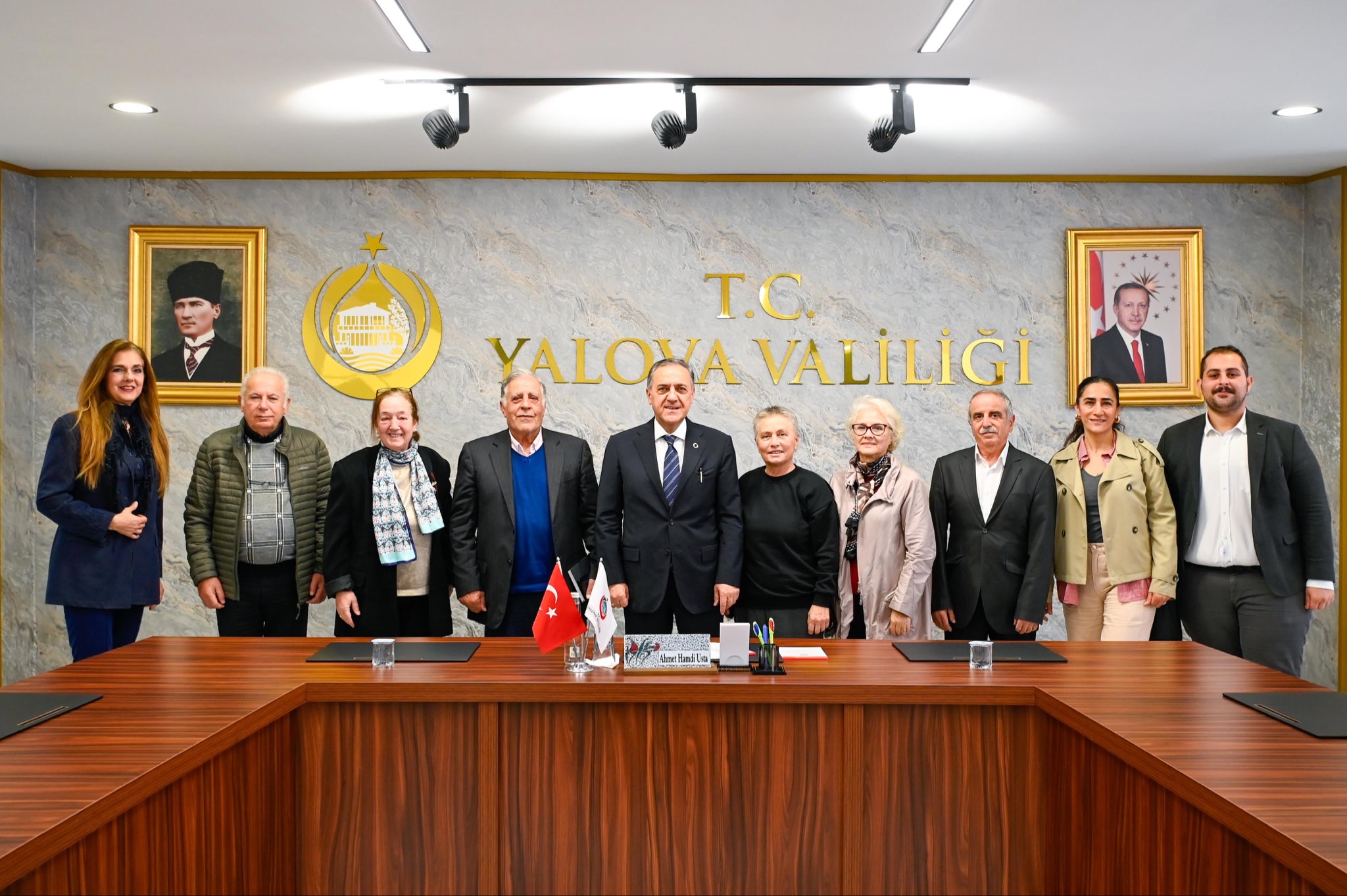 YALOVA / TEKHA Yalova Valisi