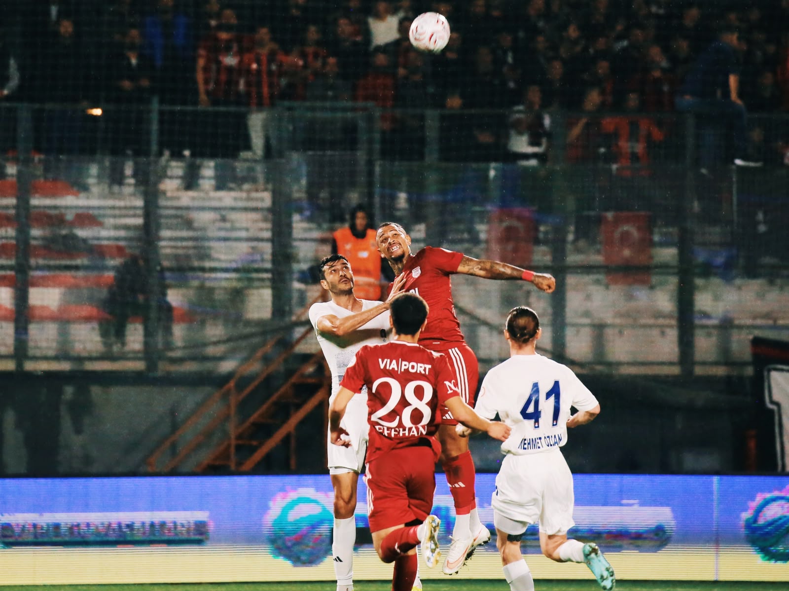 &nbsp; Vanspor FK, deplasmanda karşılaştığı
