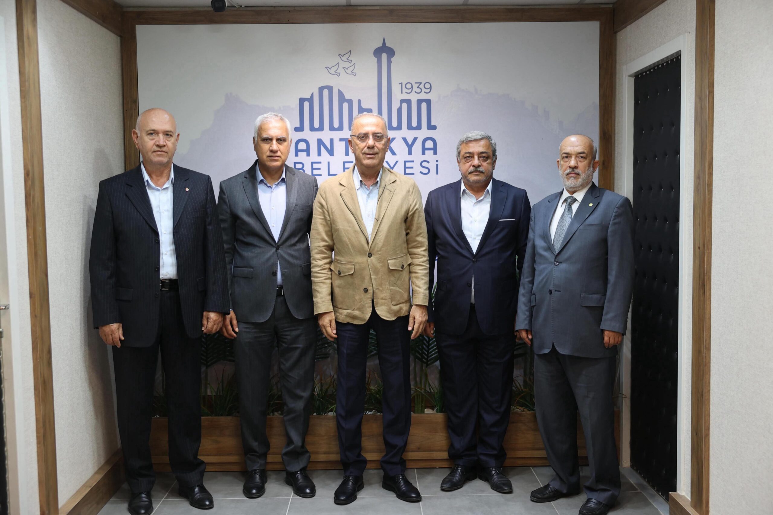 Hatay Ticaret Borsası Yönetim Kurulundan Antakya Belediyesi’ne Ziyaret