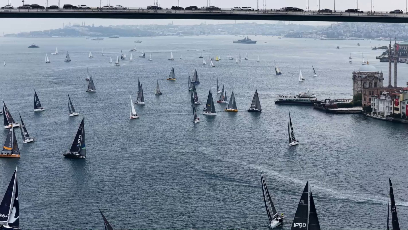İstanbul Boğazı’nda Cumhuriyet Kupası Heyecanı: 650’yi Aşkın Sporcu Yarışıyor