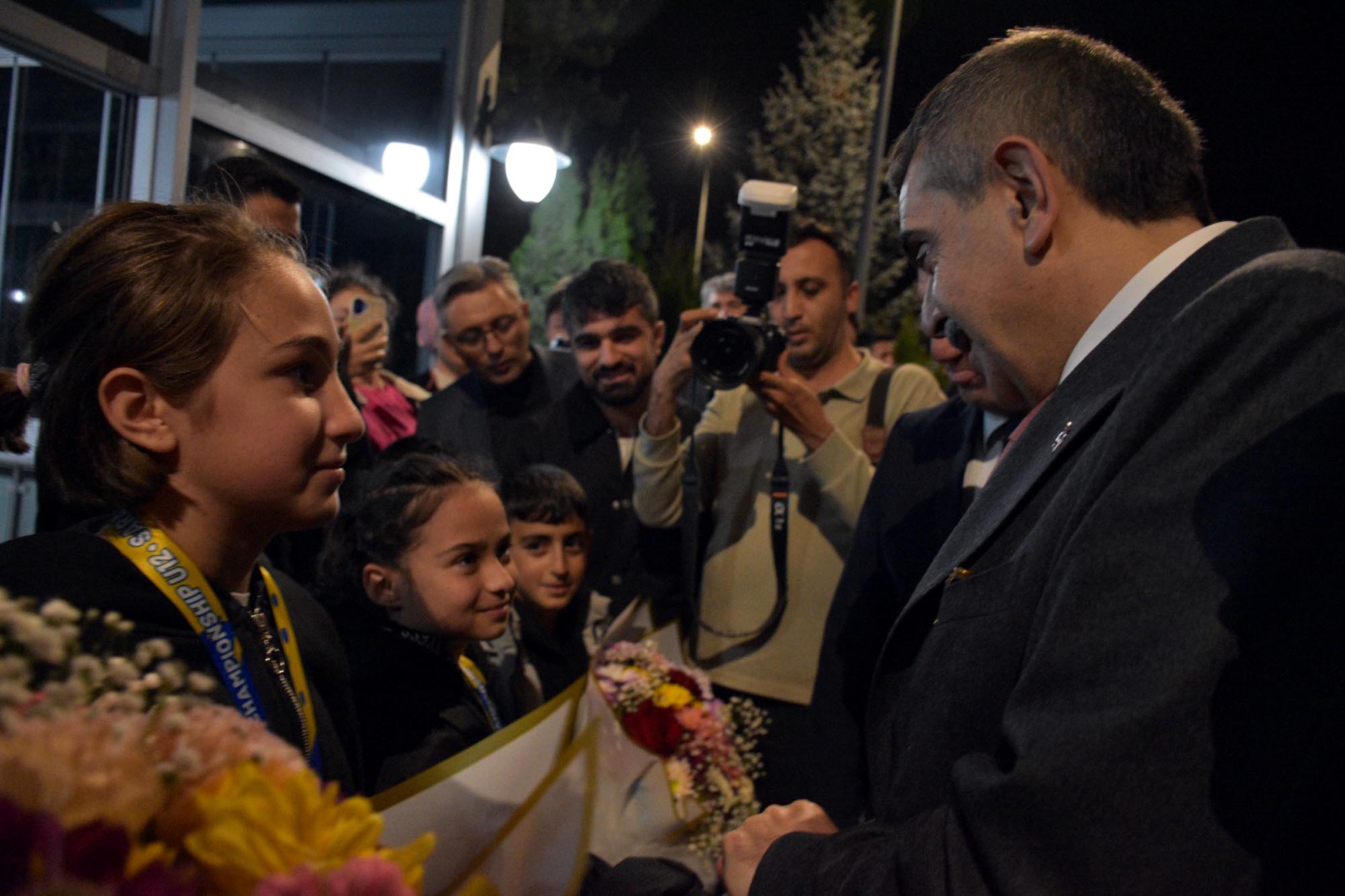 ERZURUM / TEKHA Bosna Hersek’in başkenti Saraybosna’da düzenlenen Süper Minikler
