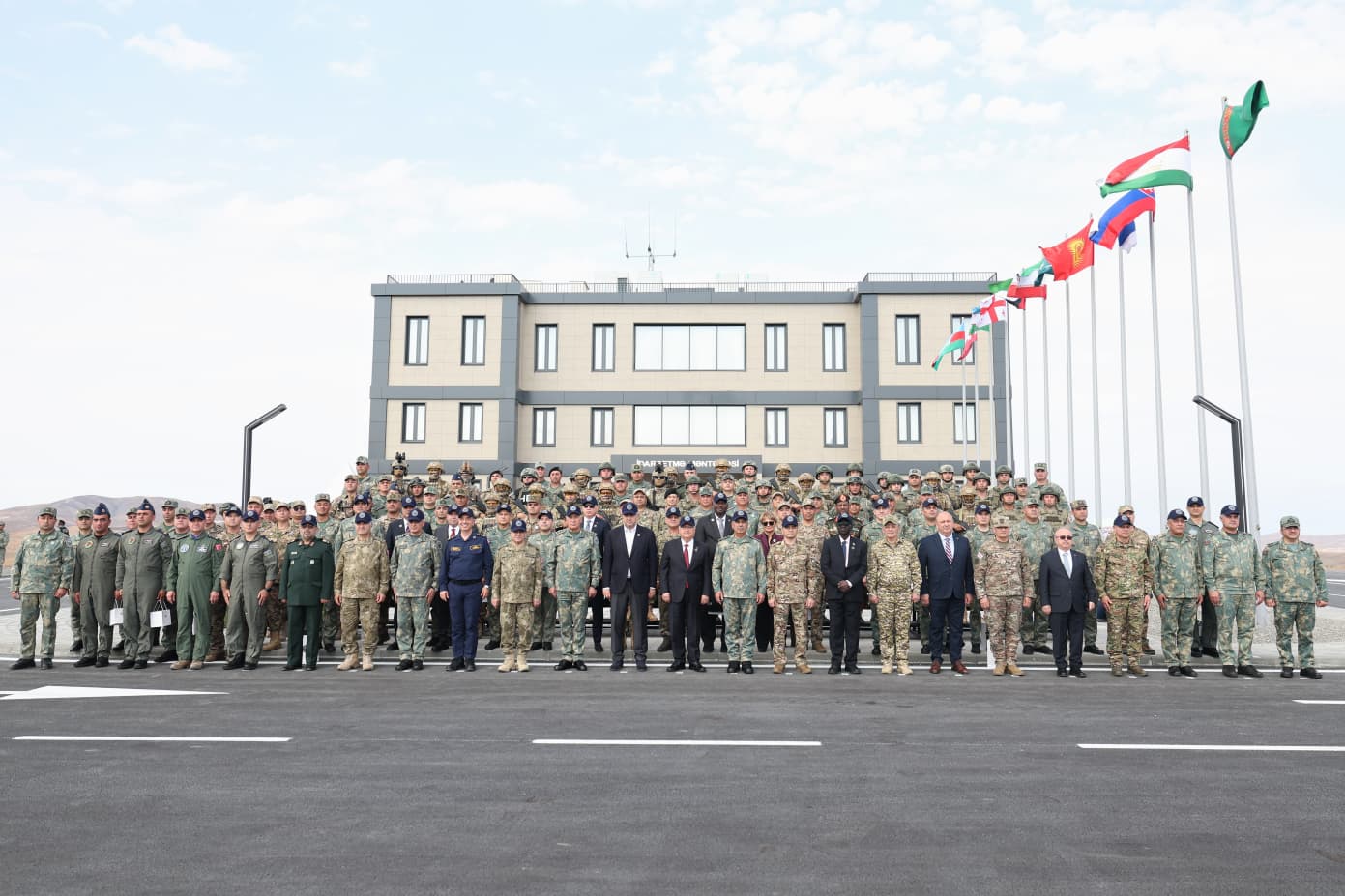 AZERBAYCAN / TEKHA Milli Savunma