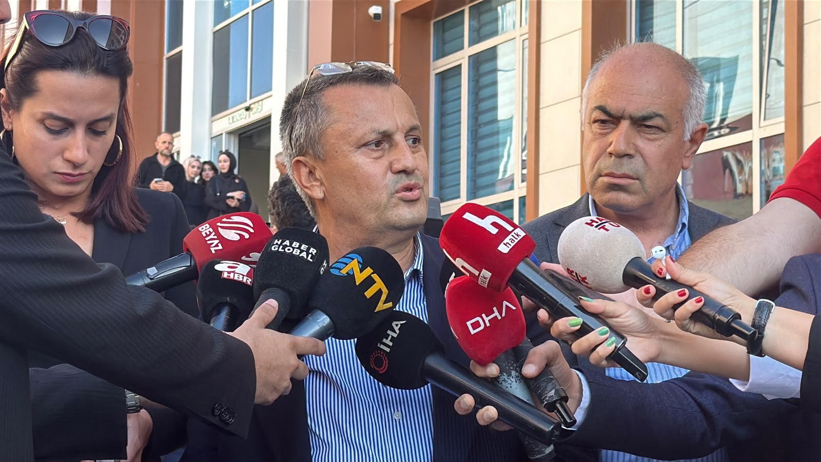 YALOVA / TEKHA Şarkıcı Güllü’nün