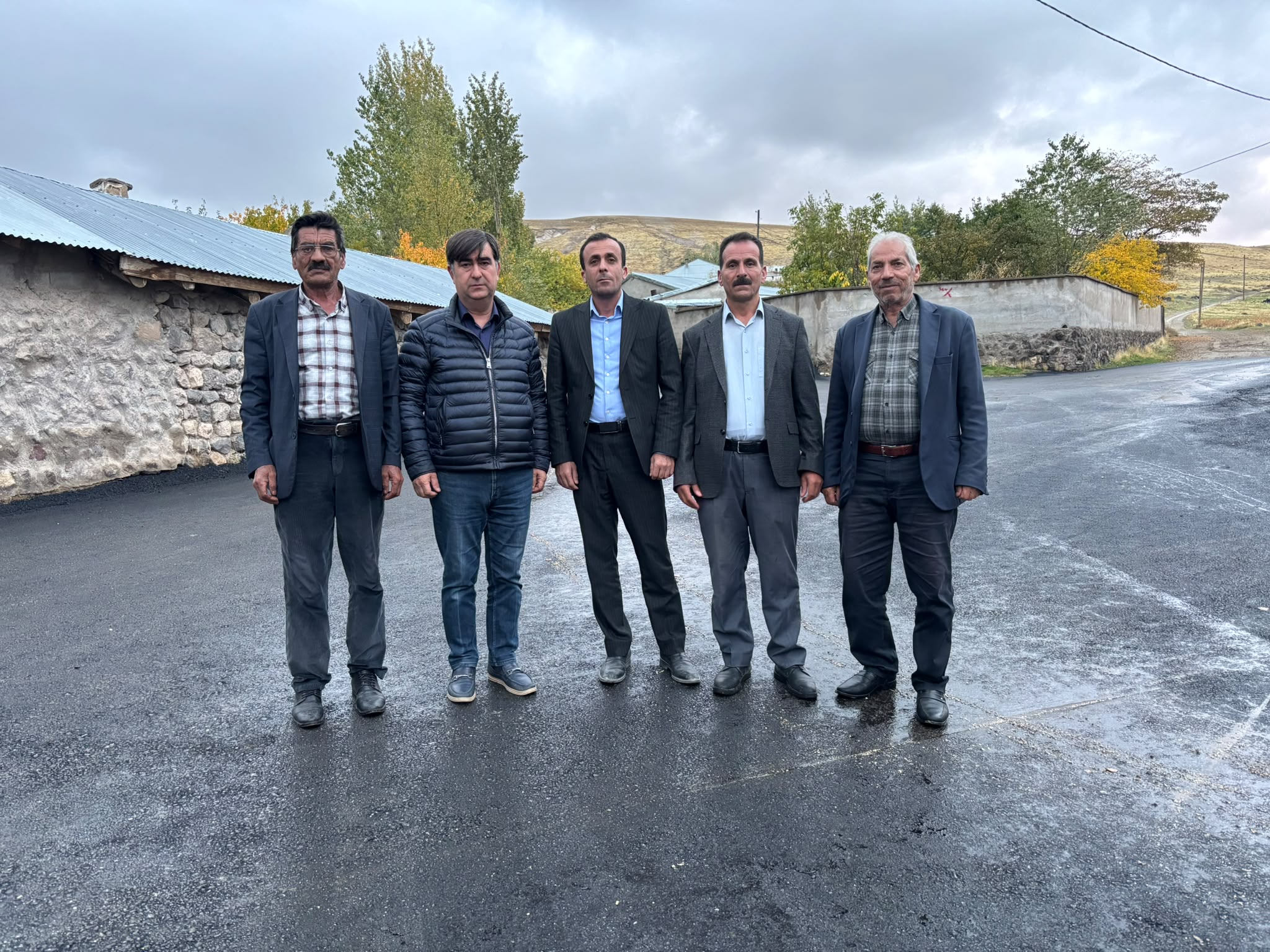 CENNGİZ VELİOĞLU – BİTLİS / TEKHA Bitlis’in Adilcevaz ilçesinde köy