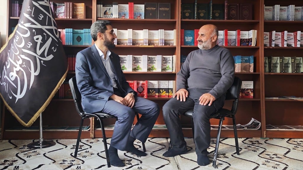 VAN / TEKHA Köklü Değişim’in “Sosyal Depremler ve Enkaz Altındaki