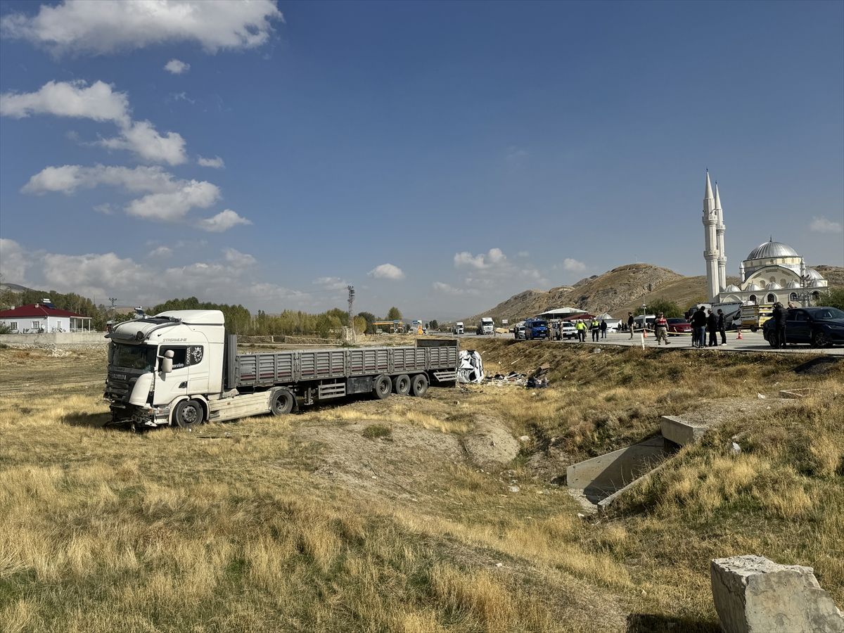 SUAT BARAN – VAN /