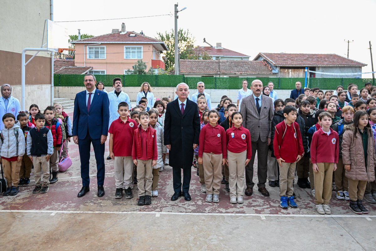 KIRKLARELİ / TEKHA Kırklareli Valisi Uğur Turan, eğitim hizmetlerini yerinde