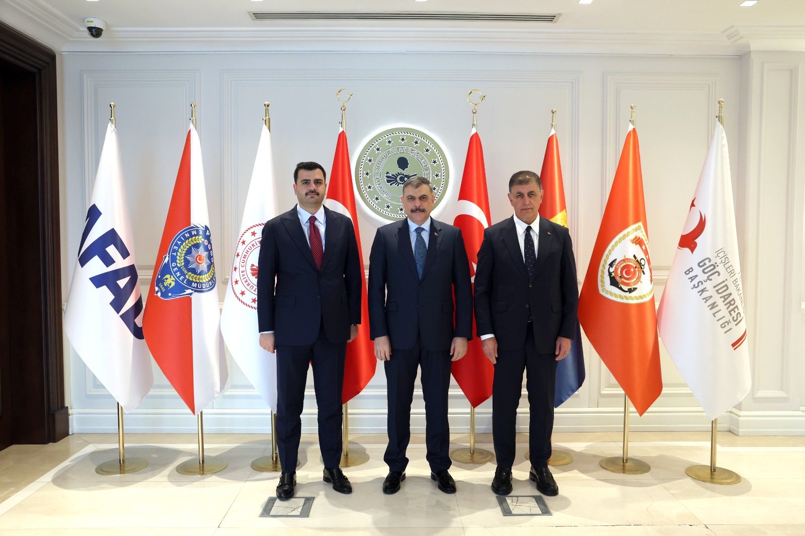 ESKİŞEHİR / TEKHA Eskişehir Valisi Erdinç Yılmaz, resmi temaslarda bulunmak
