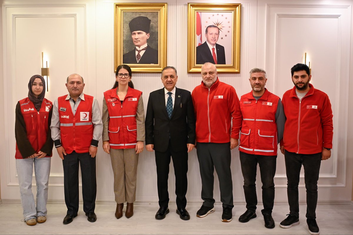 YALOVA / TEKHA Yalova Valisi Dr. Ahmet Hamdi Usta, Kızılay